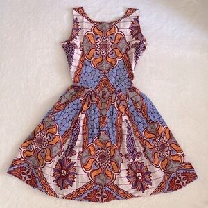 Grass-fields | African Print Sleeveless Full Skirt Mini Dress with Pockets (M)